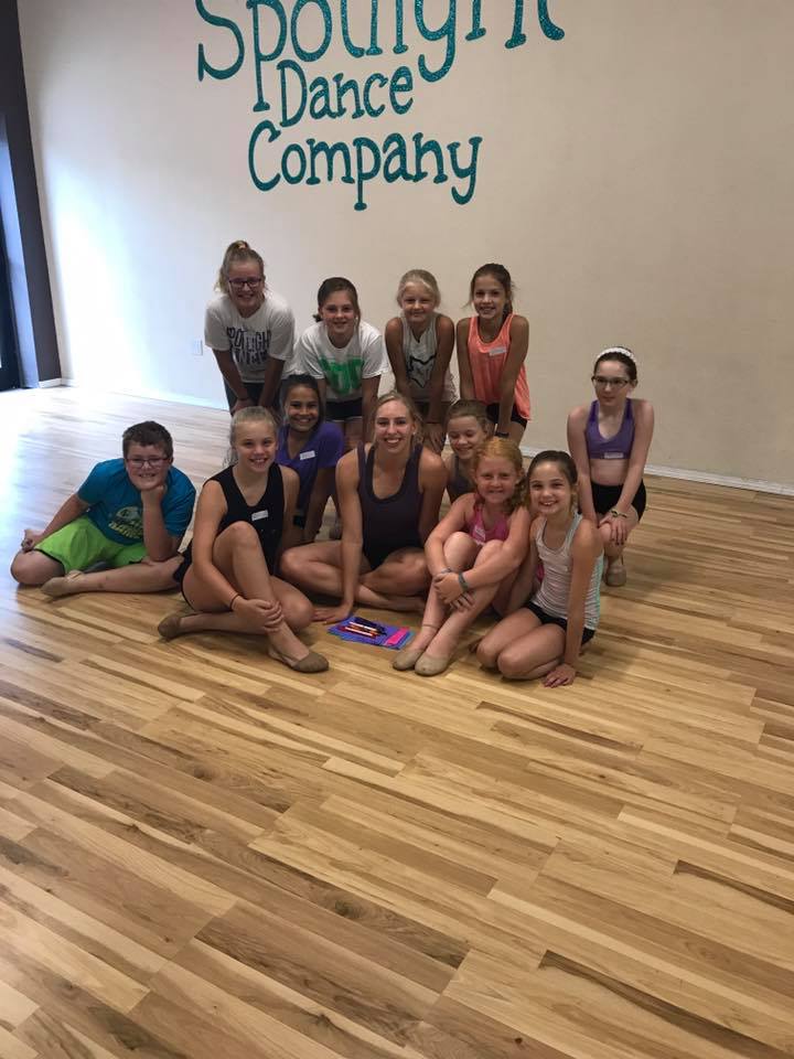 20479487_10155019023348353_2344380974412852415_n Spotlight Dance Company